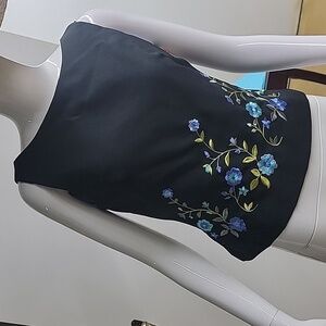 Breakin Loose 1990s Vintage Floral Embroidered Sleeveless Top Size 5/6